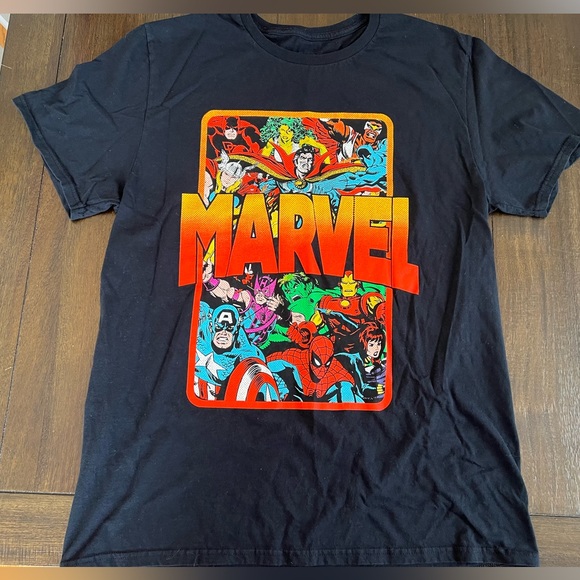 MARVEL comics Black Superhero T-shirt men’s medium womens large - Picture 1 of 4